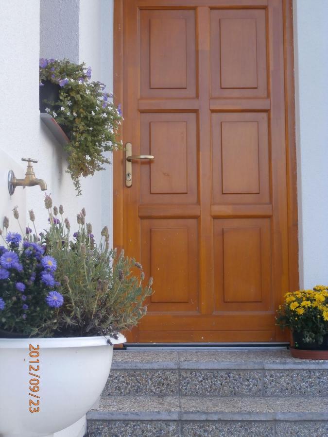 Villa Charming House With Beautiful Landscape Frýdštejn Exterior foto
